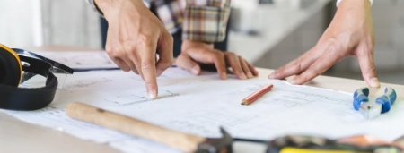 Travailler avec un constructeur de maison individuelle, guide pratique